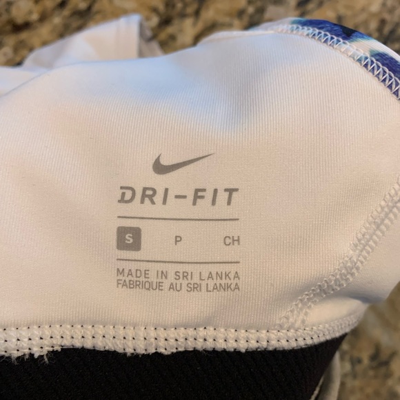 Nike Dri-Fit Women's Indy Floral Light Support Sports Bra Small - Picture 6 of 6